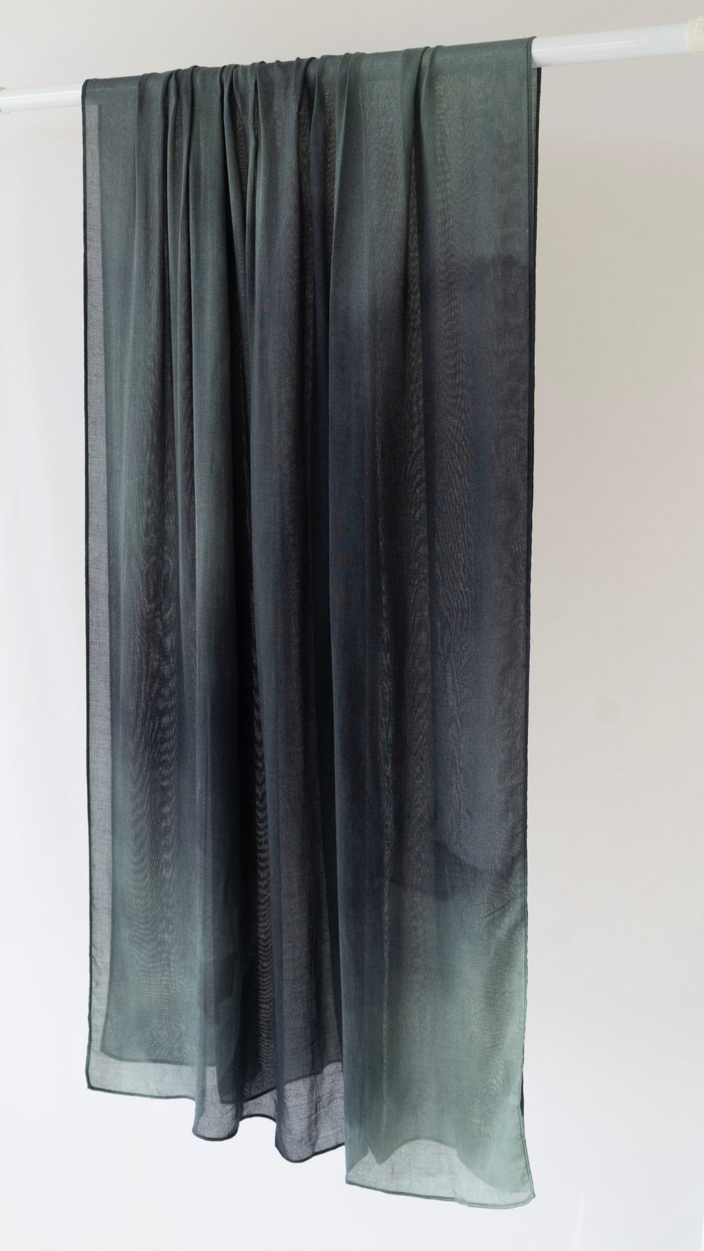 Emerald printed modal